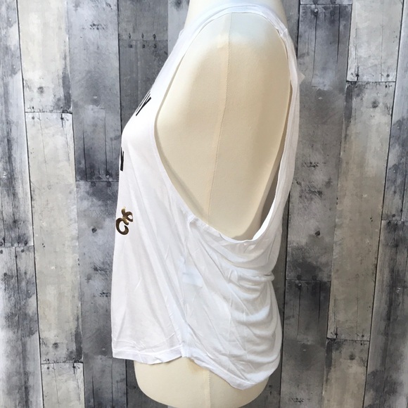 ❌SOLD❌✨HP✨•NWT• Champagne campaign Tank - Picture 3 of 7